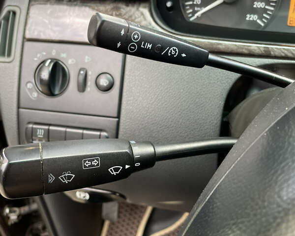 Мерседес Виано 2013 в Одессе на Automoto.ua Коричневый Мерседес Виано, объемом двигателя 2.15 л и пробегом 411 тыс. км за 14300 $, фото 9 на Automoto.ua