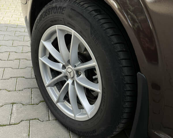 Мерседес Виано 2013 в Одессе на Automoto.ua Коричневый Мерседес Виано, объемом двигателя 2.15 л и пробегом 411 тыс. км за 14300 $, фото 4 на Automoto.ua