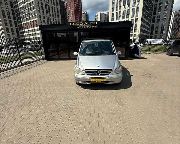 Мерседес Виано, объемом двигателя 2.2 л и пробегом 200 тыс. км за 7400 $, фото 1 на Automoto.ua