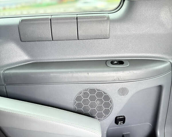 Мерседес Виано, объемом двигателя 2.2 л и пробегом 447 тыс. км за 12000 $, фото 29 на Automoto.ua