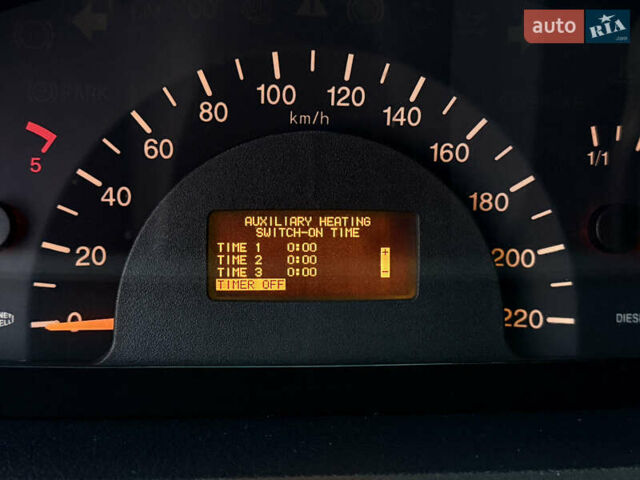 Мерседес Виано, объемом двигателя 2.2 л и пробегом 447 тыс. км за 12000 $, фото 41 на Automoto.ua