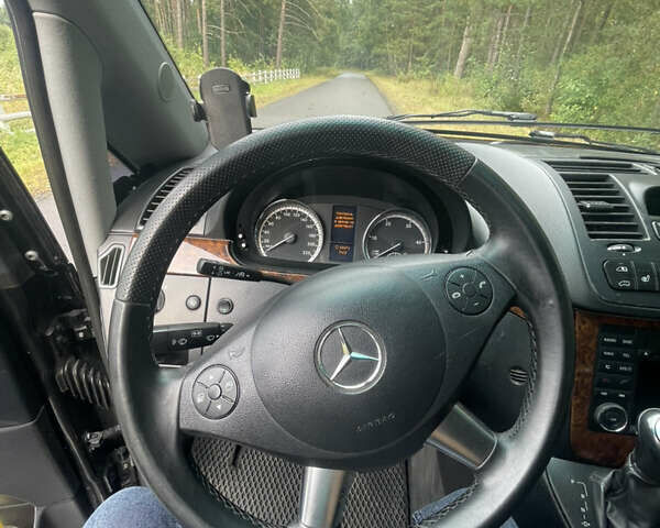 Мерседес Віано, об'ємом двигуна 2.15 л та пробігом 350 тис. км за 18500 $, фото 19 на Automoto.ua
