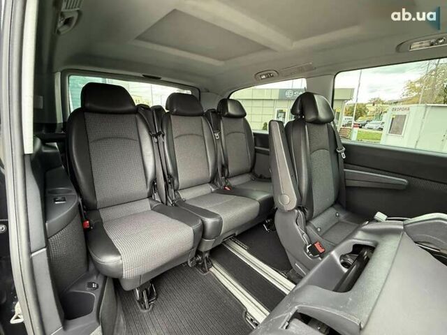 Мерседес Віано, об'ємом двигуна 2.1 л та пробігом 238 тис. км за 21500 $, фото 19 на Automoto.ua