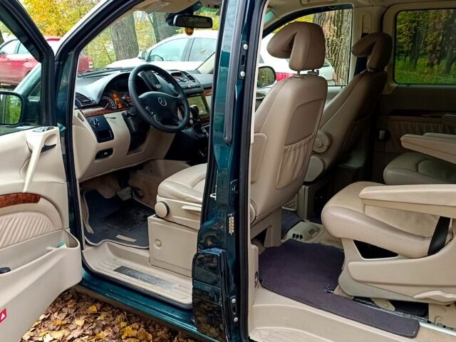 Мерседес Виано, объемом двигателя 3 л и пробегом 440 тыс. км за 12560 $, фото 3 на Automoto.ua