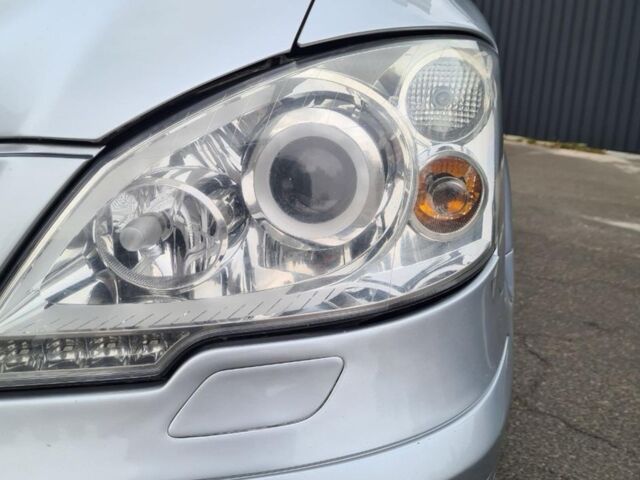 Сірий Мерседес Виано пас., об'ємом двигуна 2.2 л та пробігом 303 тис. км за 12690 $, фото 10 на Automoto.ua