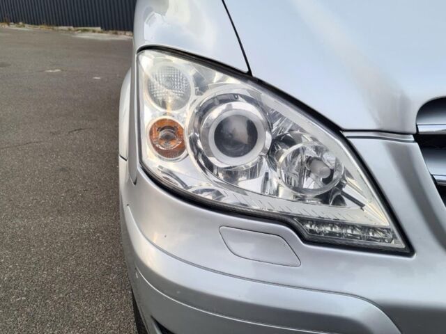 Сірий Мерседес Виано пас., об'ємом двигуна 2.2 л та пробігом 303 тис. км за 12690 $, фото 9 на Automoto.ua