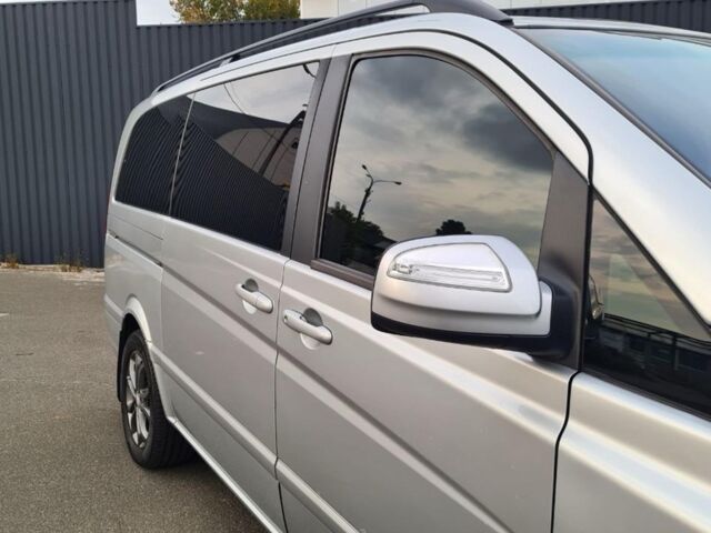 Сірий Мерседес Виано пас., об'ємом двигуна 2.2 л та пробігом 303 тис. км за 12690 $, фото 11 на Automoto.ua