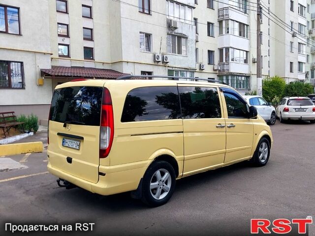 Желтый Мерседес Виано, объемом двигателя 2.2 л и пробегом 250 тыс. км за 7000 $, фото 6 на Automoto.ua