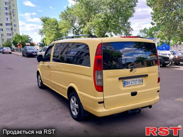 Желтый Мерседес Виано, объемом двигателя 2.2 л и пробегом 250 тыс. км за 7000 $, фото 4 на Automoto.ua