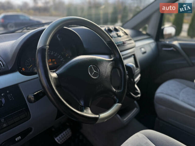 Серый Мерседес Виано, объемом двигателя 2.15 л и пробегом 442 тыс. км за 9500 $, фото 24 на Automoto.ua