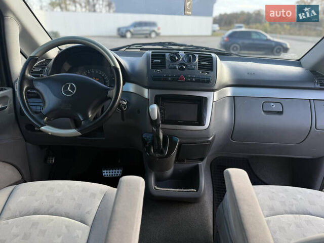 Серый Мерседес Виано, объемом двигателя 2.15 л и пробегом 442 тыс. км за 9500 $, фото 39 на Automoto.ua