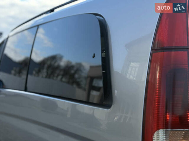 Серый Мерседес Виано, объемом двигателя 2.15 л и пробегом 442 тыс. км за 9500 $, фото 43 на Automoto.ua