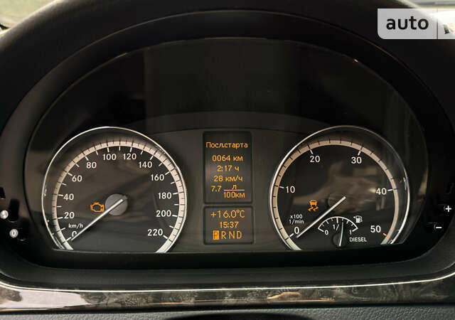 Сірий Мерседес Віано, об'ємом двигуна 2.15 л та пробігом 295 тис. км за 14900 $, фото 35 на Automoto.ua