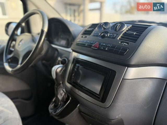 Серый Мерседес Виано, объемом двигателя 2.15 л и пробегом 442 тыс. км за 9500 $, фото 28 на Automoto.ua