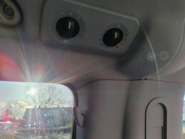 Серый Мерседес Виано, объемом двигателя 3 л и пробегом 226 тыс. км за 6700 $, фото 9 на Automoto.ua