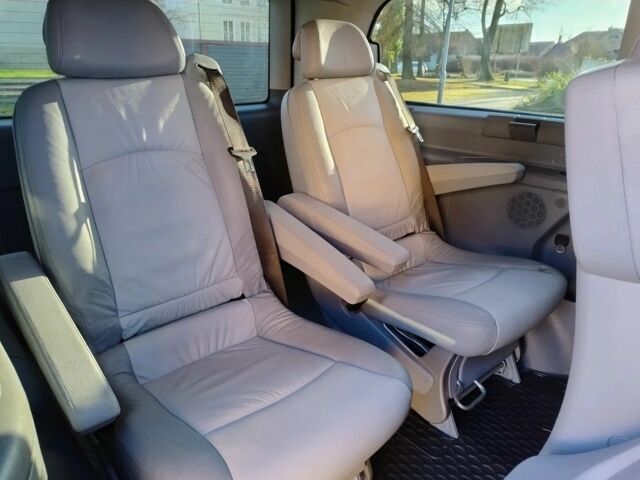 Серый Мерседес Виано, объемом двигателя 3 л и пробегом 226 тыс. км за 6700 $, фото 16 на Automoto.ua