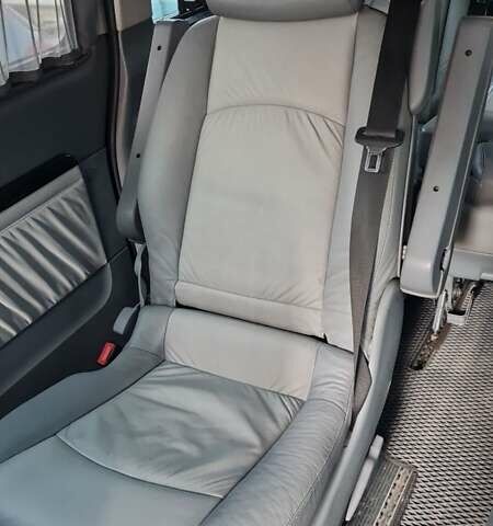 Серый Мерседес Виано, объемом двигателя 3.72 л и пробегом 496 тыс. км за 18999 $, фото 12 на Automoto.ua