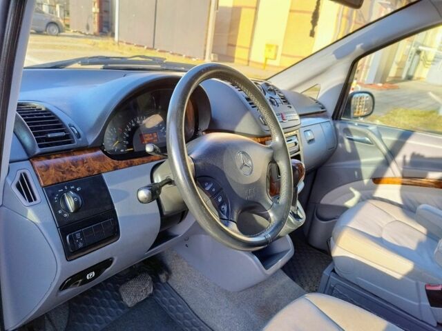 Серый Мерседес Виано, объемом двигателя 3 л и пробегом 226 тыс. км за 6700 $, фото 13 на Automoto.ua