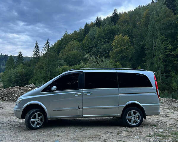 Сірий Мерседес Віано, об'ємом двигуна 2.15 л та пробігом 271 тис. км за 12800 $, фото 5 на Automoto.ua