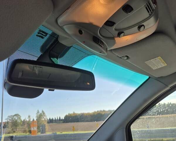 Серый Мерседес Виано, объемом двигателя 3.72 л и пробегом 496 тыс. км за 18999 $, фото 13 на Automoto.ua