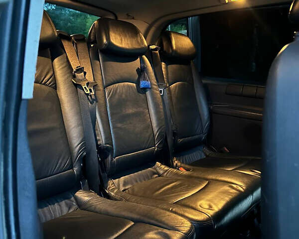 Сірий Мерседес Віано, об'ємом двигуна 2.15 л та пробігом 271 тис. км за 12800 $, фото 19 на Automoto.ua