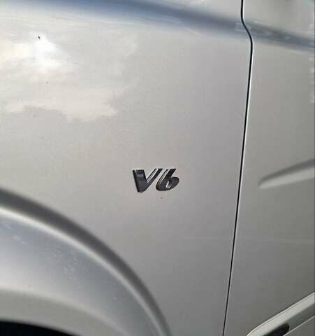 Серый Мерседес Виано, объемом двигателя 2.99 л и пробегом 372 тыс. км за 11300 $, фото 3 на Automoto.ua