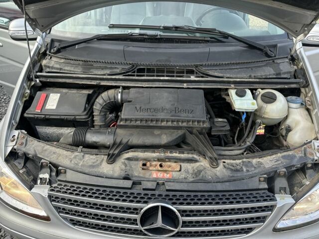 Сірий Мерседес Віано, об'ємом двигуна 2.2 л та пробігом 999 тис. км за 4500 $, фото 1 на Automoto.ua