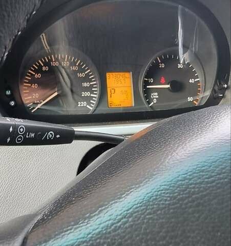 Серый Мерседес Виано, объемом двигателя 2.99 л и пробегом 372 тыс. км за 11300 $, фото 20 на Automoto.ua