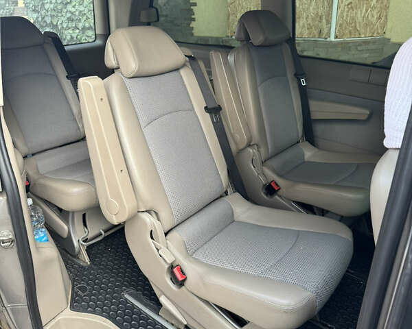 Сірий Мерседес Віано, об'ємом двигуна 2.14 л та пробігом 308 тис. км за 9900 $, фото 18 на Automoto.ua