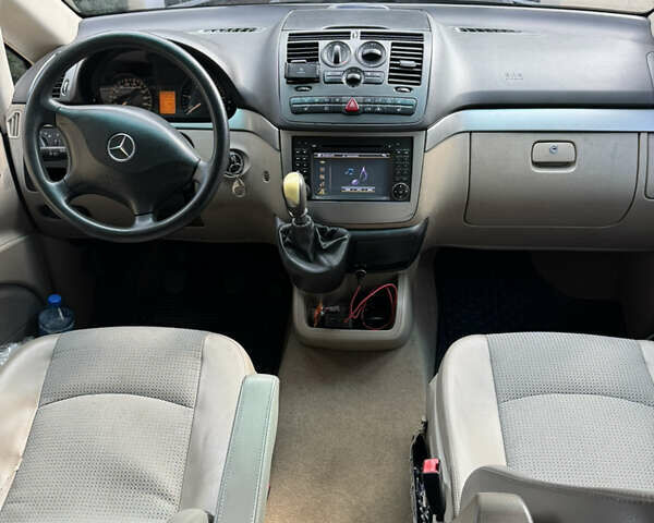 Сірий Мерседес Віано, об'ємом двигуна 2.14 л та пробігом 308 тис. км за 9900 $, фото 11 на Automoto.ua