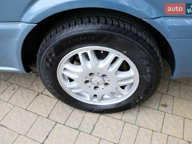 Серый Мерседес Виано, объемом двигателя 2.15 л и пробегом 327 тыс. км за 14900 $, фото 9 на Automoto.ua