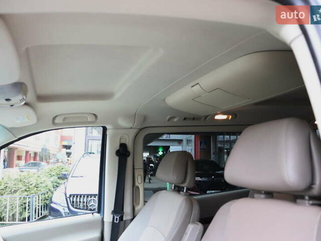 Серый Мерседес Виано, объемом двигателя 2.15 л и пробегом 327 тыс. км за 14900 $, фото 15 на Automoto.ua