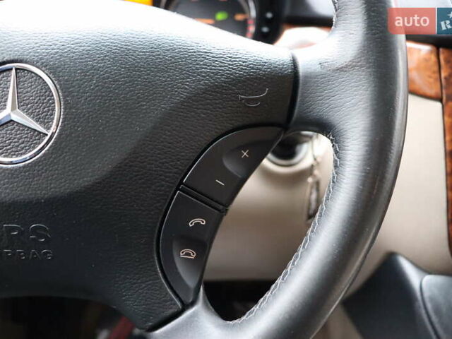 Серый Мерседес Виано, объемом двигателя 2.15 л и пробегом 327 тыс. км за 14900 $, фото 21 на Automoto.ua