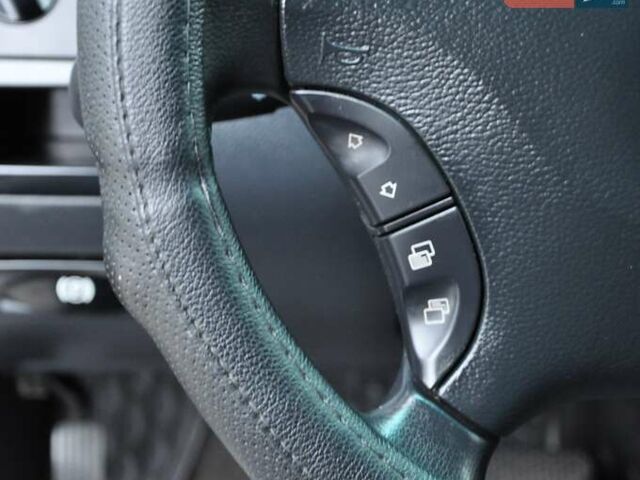 Серый Мерседес Виано, объемом двигателя 2.14 л и пробегом 202 тыс. км за 19900 $, фото 34 на Automoto.ua