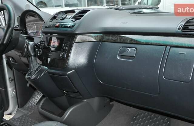 Серый Мерседес Виано, объемом двигателя 2.14 л и пробегом 202 тыс. км за 19900 $, фото 25 на Automoto.ua