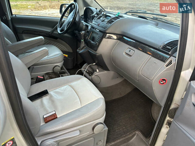 Сірий Мерседес Віано, об'ємом двигуна 2.15 л та пробігом 330 тис. км за 15999 $, фото 11 на Automoto.ua