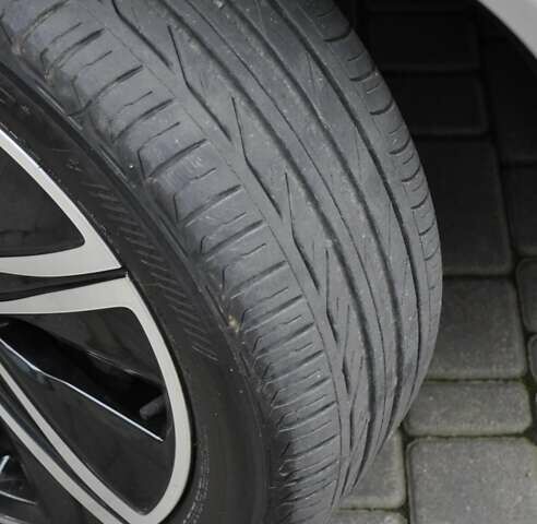 Серый Мерседес Виано, объемом двигателя 2.14 л и пробегом 202 тыс. км за 19900 $, фото 15 на Automoto.ua