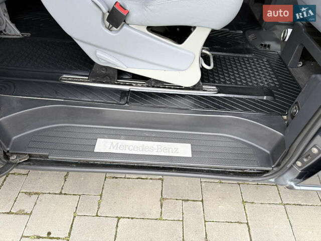 Серый Мерседес Виано, объемом двигателя 3 л и пробегом 279 тыс. км за 22500 $, фото 23 на Automoto.ua