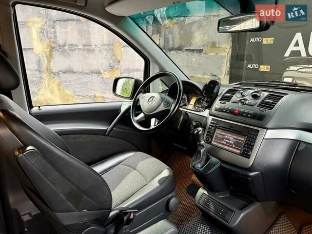 Серый Мерседес Виано, объемом двигателя 2.99 л и пробегом 396 тыс. км за 22000 $, фото 12 на Automoto.ua