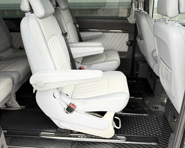 Серый Мерседес Виано, объемом двигателя 3 л и пробегом 279 тыс. км за 22500 $, фото 22 на Automoto.ua