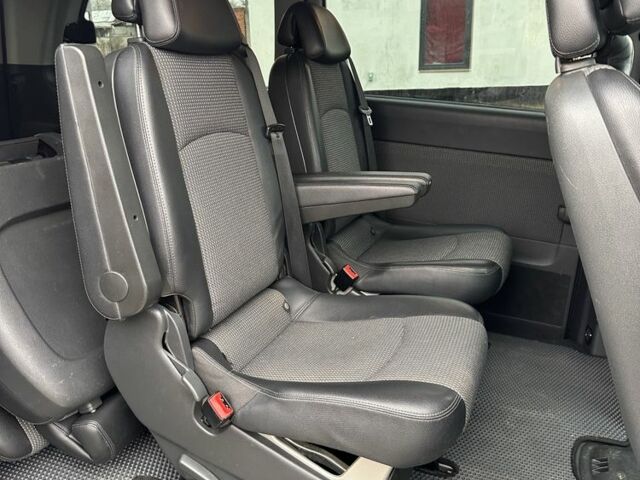 Сірий Мерседес Віано, об'ємом двигуна 3 л та пробігом 379 тис. км за 20990 $, фото 4 на Automoto.ua