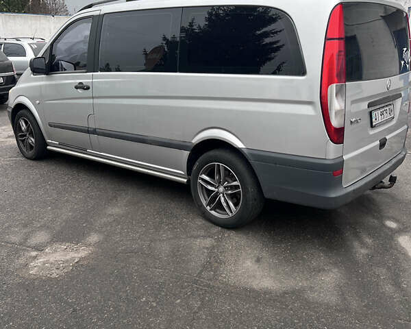 Серый Мерседес Виано, объемом двигателя 2.14 л и пробегом 206 тыс. км за 11900 $, фото 3 на Automoto.ua