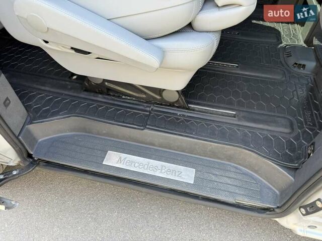 Серый Мерседес Виано, объемом двигателя 2.14 л и пробегом 293 тыс. км за 17900 $, фото 32 на Automoto.ua