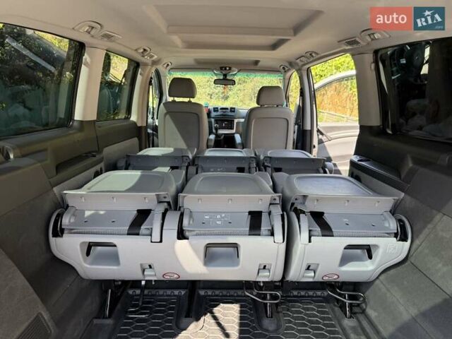 Серый Мерседес Виано, объемом двигателя 2.14 л и пробегом 293 тыс. км за 17900 $, фото 16 на Automoto.ua