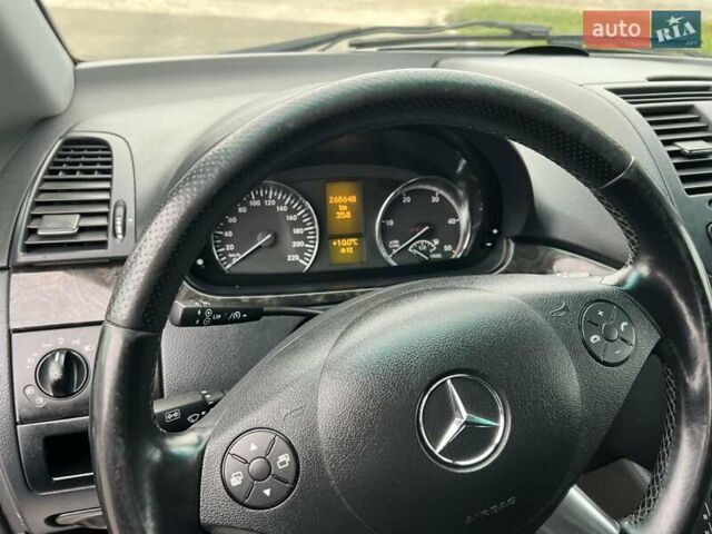 Мерседес Виано 2012 в Городенке на Automoto.ua Серый Мерседес Виано, объемом двигателя 2.99 л и пробегом 286 тыс. км за 21550 $, фото 15 на Automoto.ua