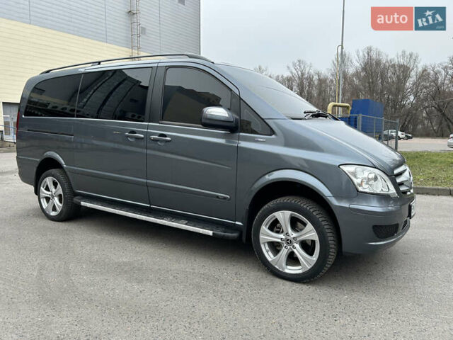 Серый Мерседес Виано, объемом двигателя 2.14 л и пробегом 392 тыс. км за 24000 $, фото 6 на Automoto.ua