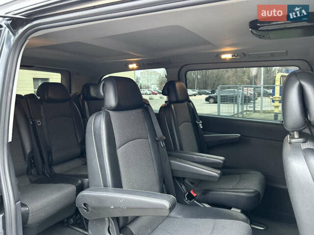 Серый Мерседес Виано, объемом двигателя 2.14 л и пробегом 392 тыс. км за 24000 $, фото 21 на Automoto.ua