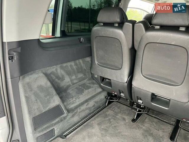 Мерседес Виано 2012 в Городенке на Automoto.ua Серый Мерседес Виано, объемом двигателя 2.99 л и пробегом 286 тыс. км за 21550 $, фото 21 на Automoto.ua