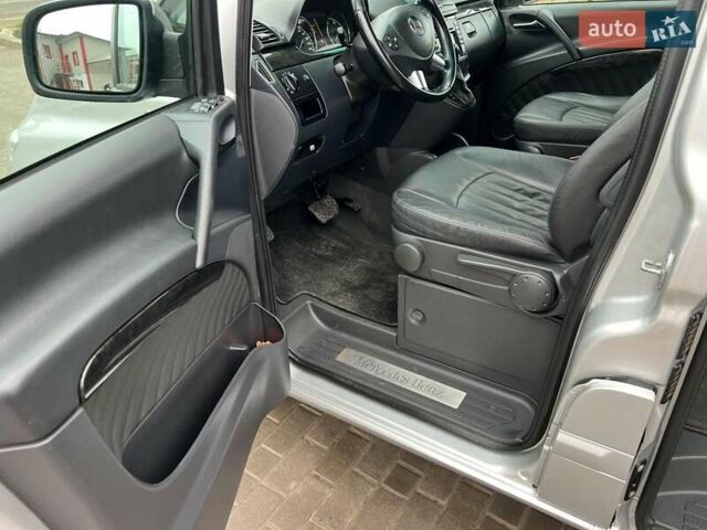 Мерседес Виано 2012 в Городенке на Automoto.ua Серый Мерседес Виано, объемом двигателя 2.99 л и пробегом 286 тыс. км за 21550 $, фото 13 на Automoto.ua