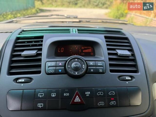 Серый Мерседес Виано, объемом двигателя 2.14 л и пробегом 293 тыс. км за 17900 $, фото 29 на Automoto.ua